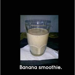 Banana date smoothie A picture of Banana date smoothie.