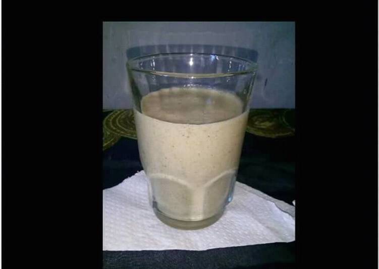 Recipe of Super Quick Homemade Banana date smoothie