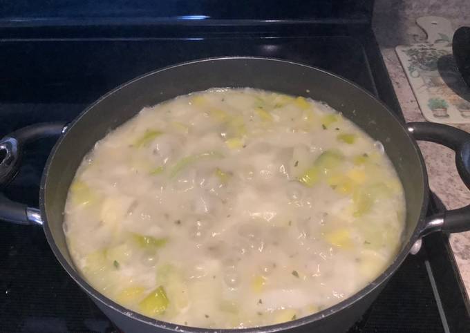 Simple Way to Prepare Speedy Potato Leek Soup