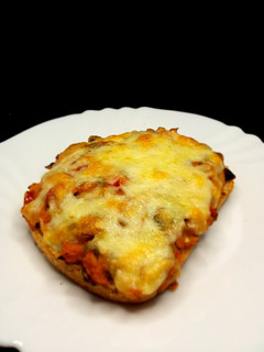 Una foto de Tostada de atún