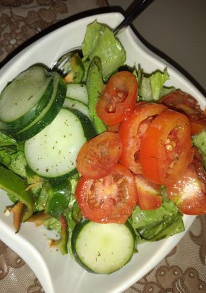 A picture of Salad.