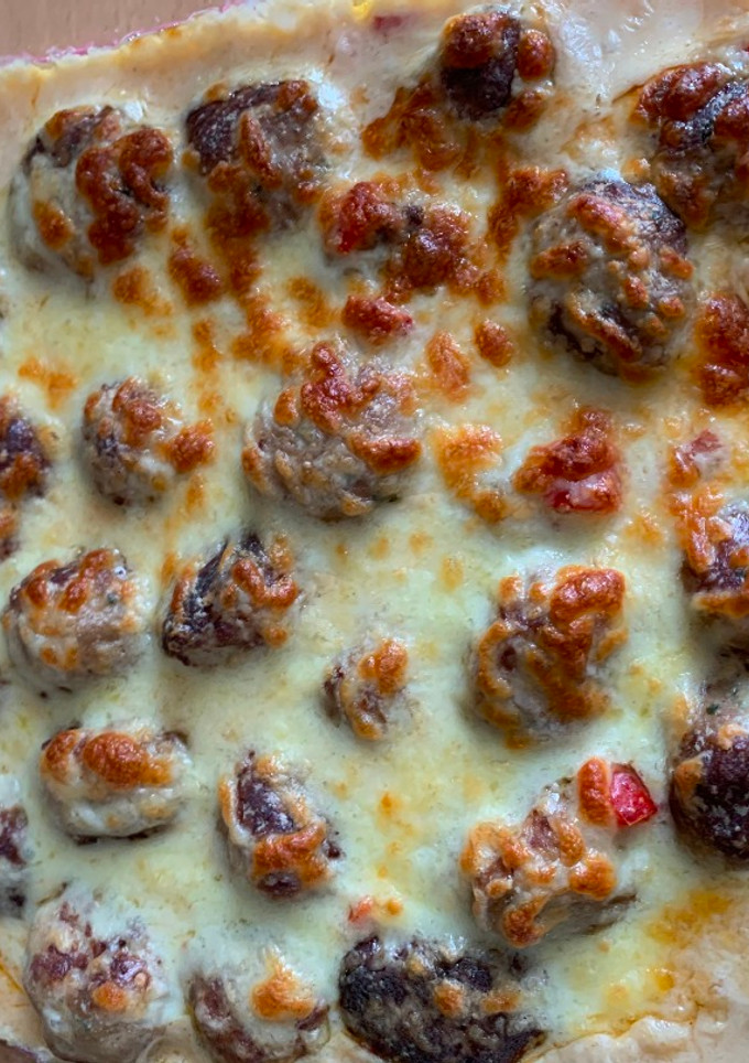 Una foto de Albóndigas en salsa de queso y nata