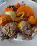 Albóndigas con verduras y legumbres en caldo
