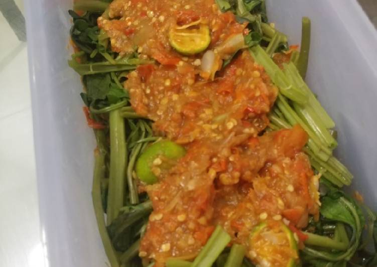 Plecing Kangkung Ala Anak Kos Korea