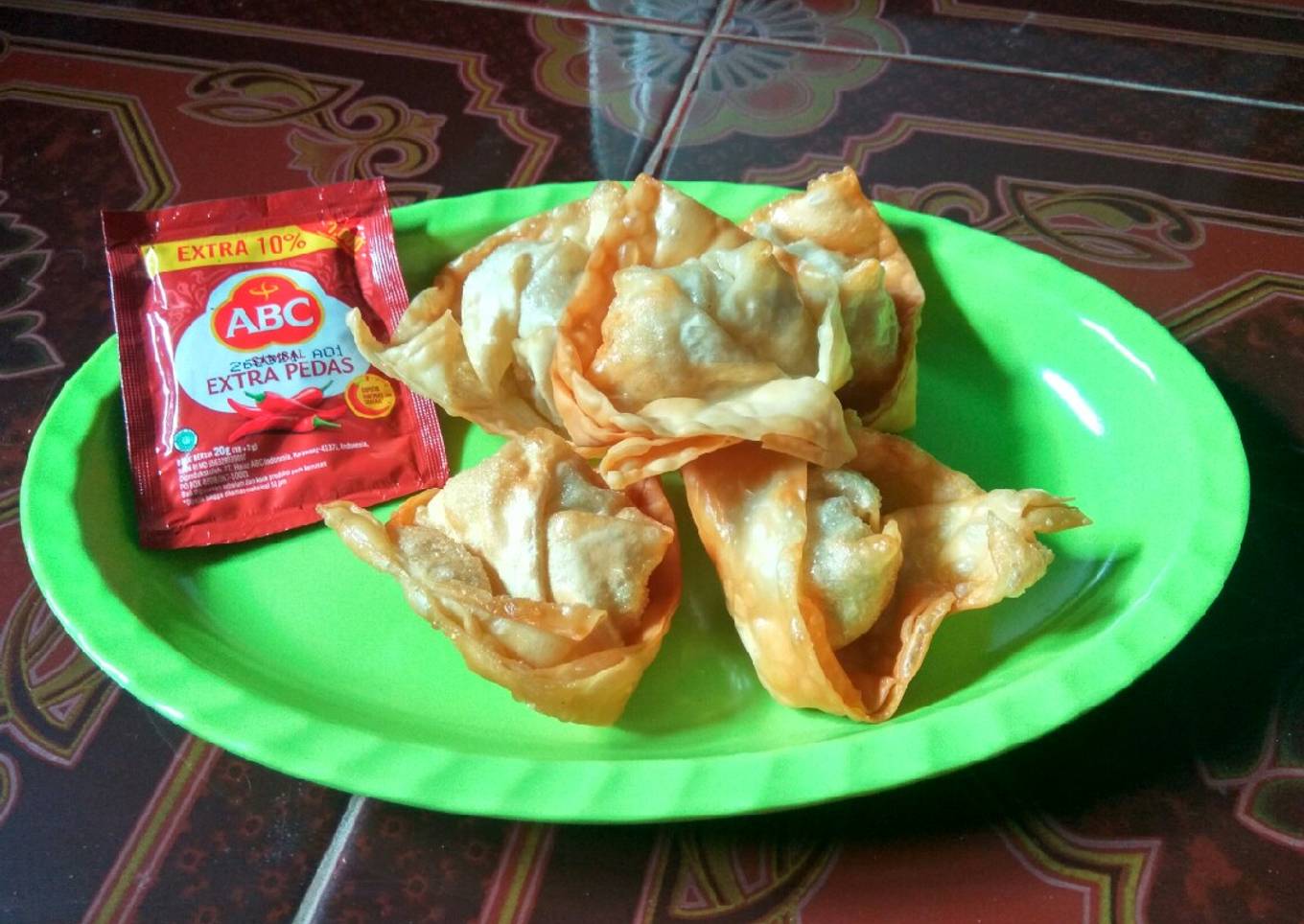 Pangsit Ayam Goreng
