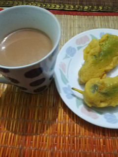 राजस्थानी मिर्ची वडा (Rajasthani mirchi vada recipe in Hindi) रेसिपी मुख्य फोटो