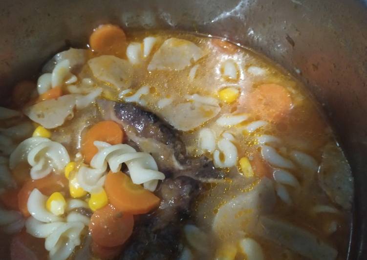Sup Bakso Makaroni