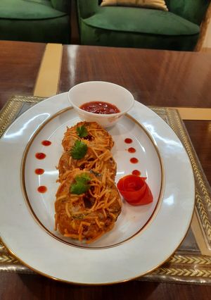 A picture of Noodles Donuts.