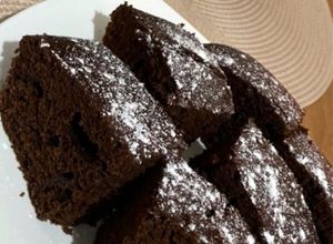 Una foto de Torta de Cacao y Café