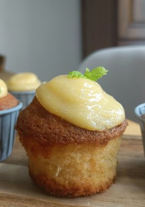 Une photo de 🍋 Cupcake curd citron