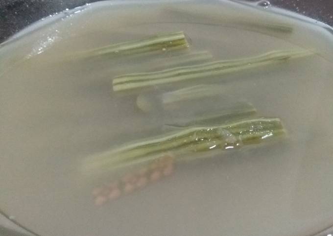 Bagaimana cara buat Sayur klentang (buah kelor) ma&#39;e…… Sweeeegeer  nagih banget