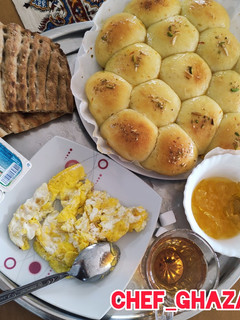 عکسی از دستور نان لانه زنبوری با پنیر