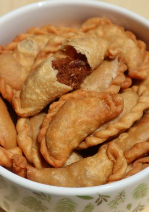 Foto resep Pastel Kering Mini isi Abon super renyah (takaran sendok)