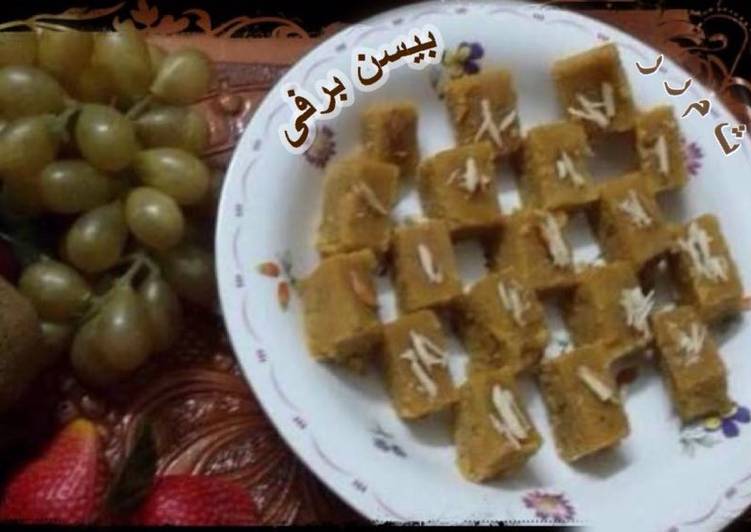 Besan barfi