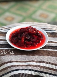 Hình của món Mận ngâm đường phèn.