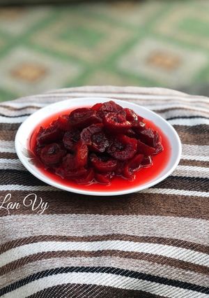 Hình của món Mận ngâm đường phèn.