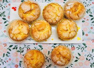 Una foto de Muffins de limón con aceite 🍋