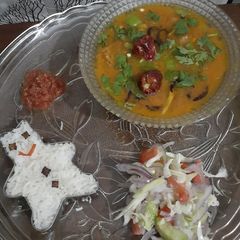 A picture of Beef & Daal.