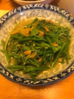 鳳梨醬炒龍鬚菜 的食譜成品照片