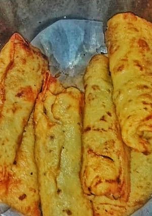 A picture of Qeema Roll...❤️.