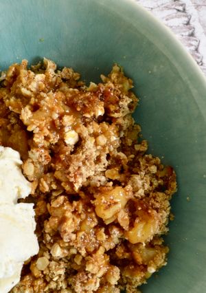A picture of Caramel Apple Crumble.