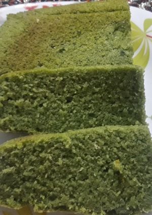 عکسی از دستور کیک اسفناج