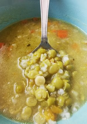 Una foto de Arvejas partidas con arroz