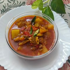 A picture of Spiny gourd masala curry.