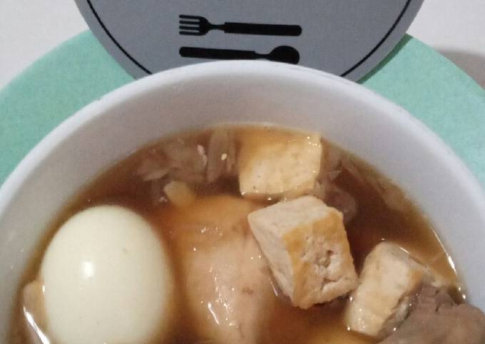 Telur, tahu dan Ayam Masak Kecap