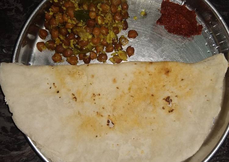 Akki rotti rice roti