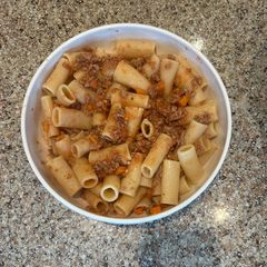 A picture of Rigatoni Bolognese! 🇮🇹.