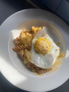 Una foto de Fusilli de lentejas rojas con salsa de calabaza
