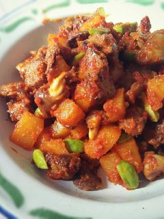 Foto resep Sambel goreng kentang ati ampela + petai