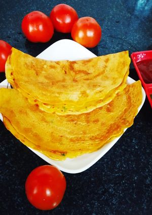 टमाटर का चीला (tamatar ka cheela recipe in Hindi) रेसिपी मुख्य फोटो