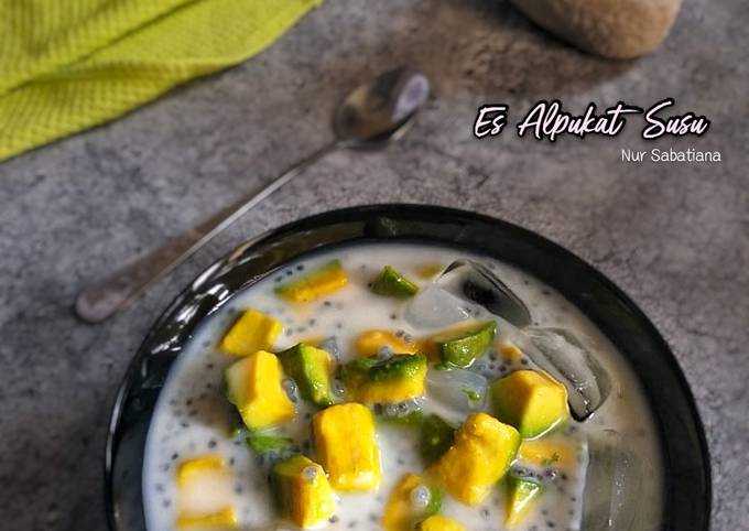 Es Alpukat Susu foto resep utama