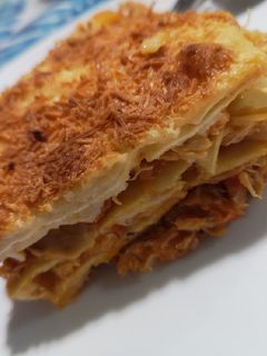 Una foto de Lasaña de pollo y bacon