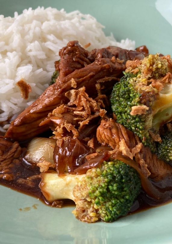 Una foto de Stir-fry de pavo con brócoli