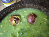 Salsa verde con aguacate