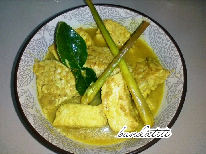 Cara Gampang Membikin Resep 288.Tempe dan tahu bumbu kuning yang Menggugah Selera Anti Ribet, Lezat Sekali
