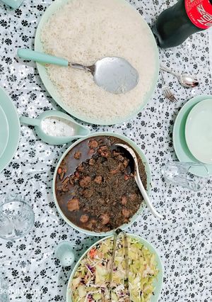 عکسی از دستور خورشت کرفس با گوشت قلقلی😋