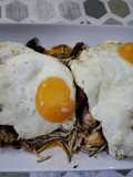 Gulas con pulpo y huevos