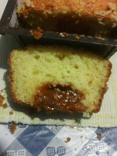 Una foto de Budín de dulce de leche y coco