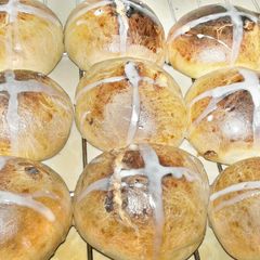 A picture of Sweet cross buns.