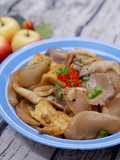Braised Salted Daikon with Tofu (Vegan)
