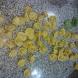 Capelletti de calabaza sobre salsa concasse
