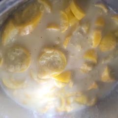 A picture of Sweet Boiled Squash.