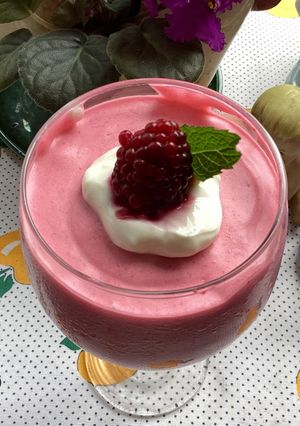 Una foto de Mousse de mora