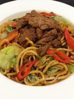 沙茶牛肉炒麵 的食譜成品照片