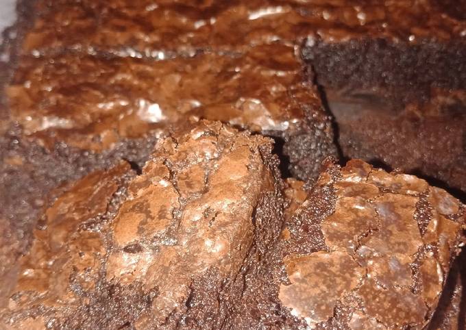 Bagaimana cara memasak Fudgy brownis I brownis panggang dijamin sesuai selera