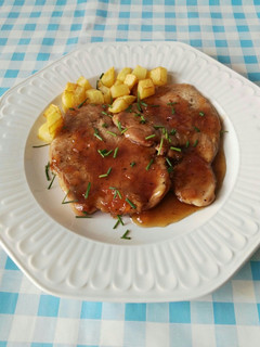 Una foto de Pechuga de pavo con salsa de miel